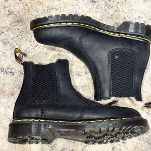 Dr Martens 2976 WOMEN'S FAUX FUR LINED CHELSEA BOOTS size 8